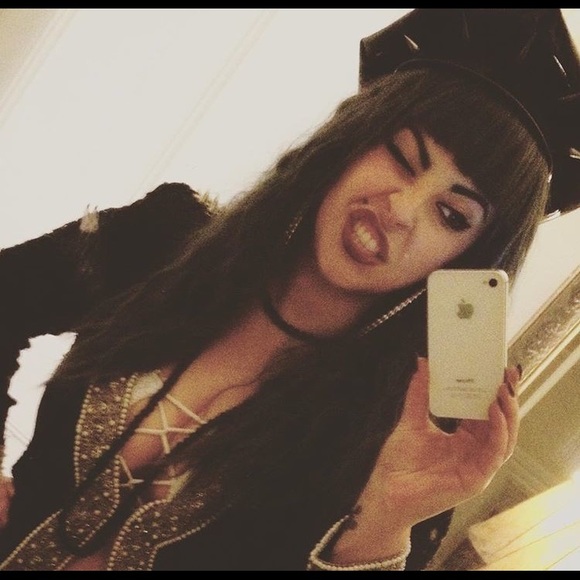 Meet your Posher, Lis - Picture 3 of 15